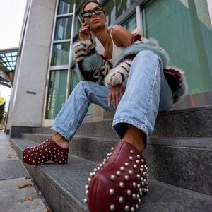 Azalea Wang Romesco Studded Platform Clog size 8